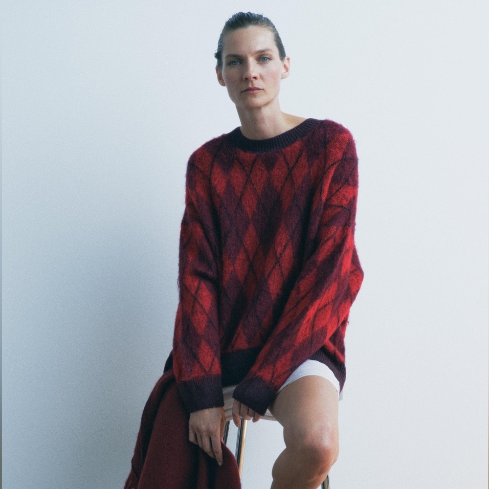 Zara Red and burgundy Argyle Sweater KNIT ARGYLE SWEATER
